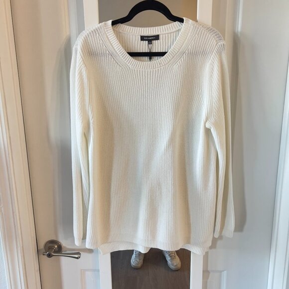 NWT 525 America Sweater Size Medium - Picture 1 of 5